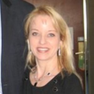 Meet your Posher, Nora